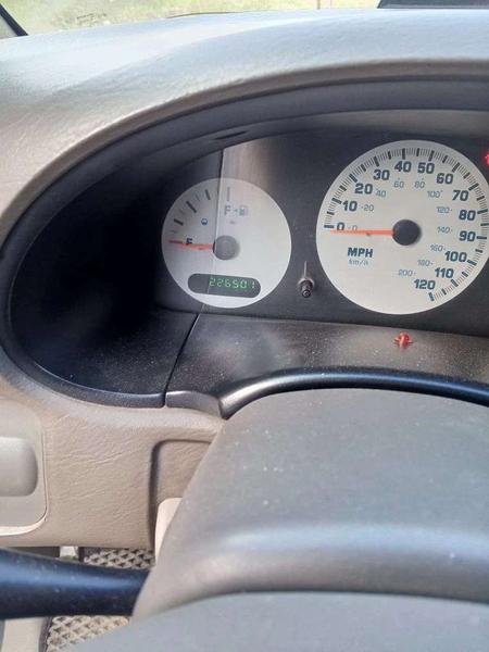 Dodge Caravan 2001, фото 9