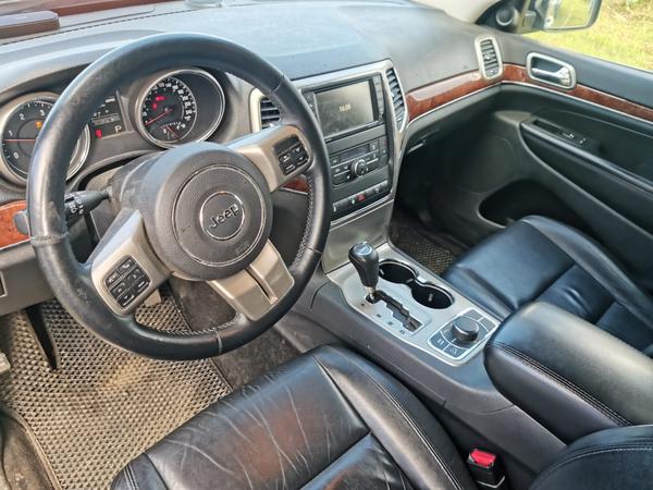 Jeep Grand Cherokee 2012, фото 2