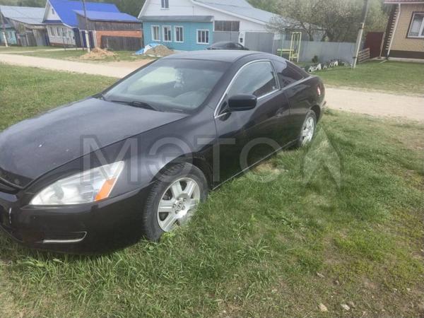 Honda Accord 2004, фото 3