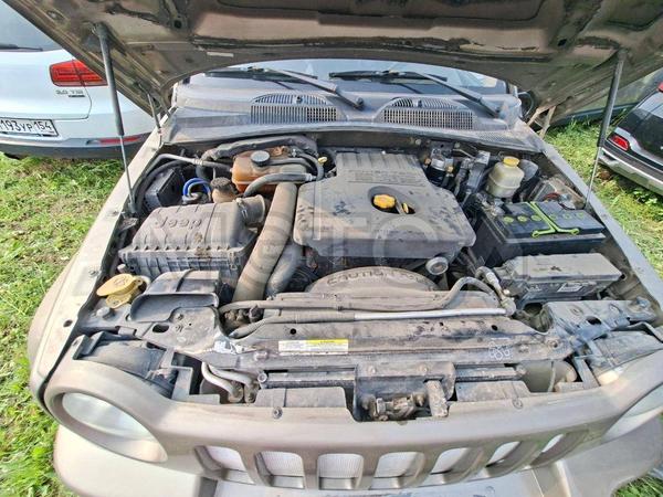 Jeep Cherokee 2004, фото 14