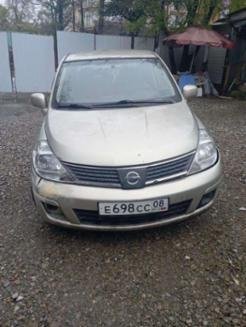 Nissan Tiida