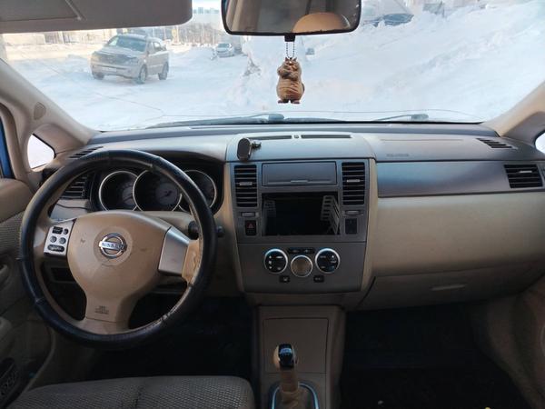 Nissan Tiida 2008, фото 3