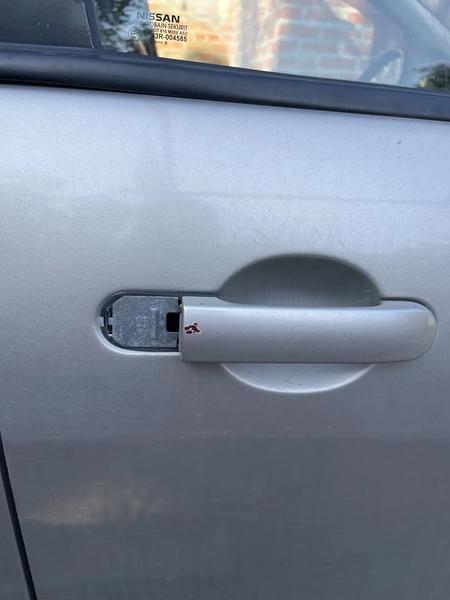 Nissan Tiida 2010, фото 6