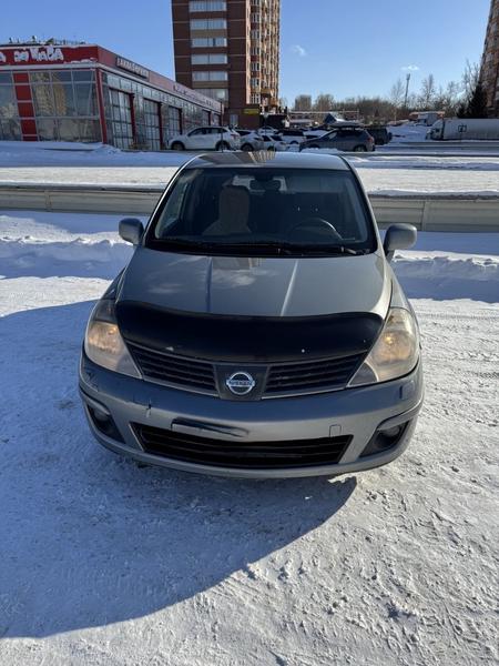 Nissan Tiida 2008, фото 2