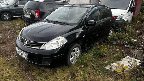 Nissan Tiida 2011, фото 6