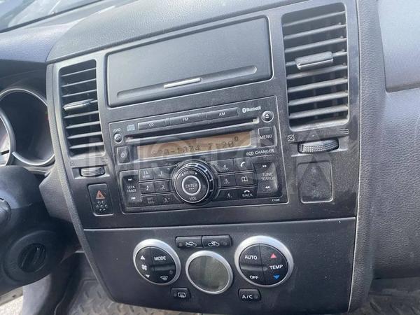 Nissan Tiida 2008, фото 11