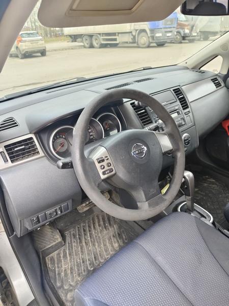 Nissan Tiida 2008, фото 8