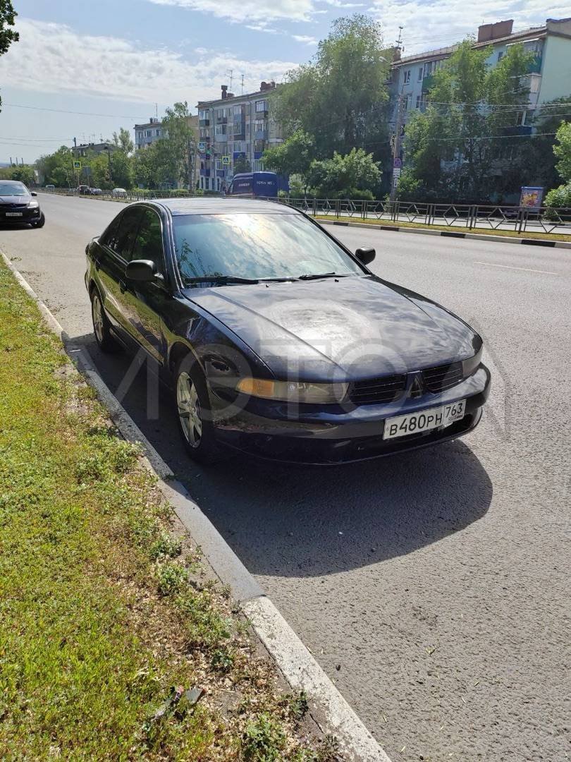 Mitsubishi Galant