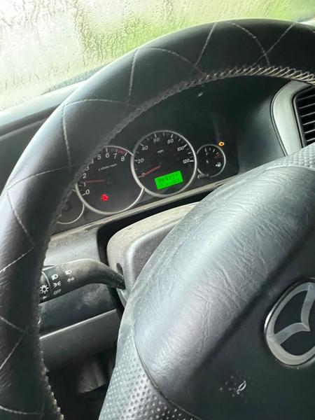 Mazda Tribute 2004, фото 3
