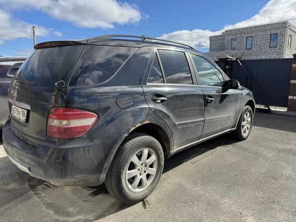 Mercedes-Benz ML350 2005, фото 3