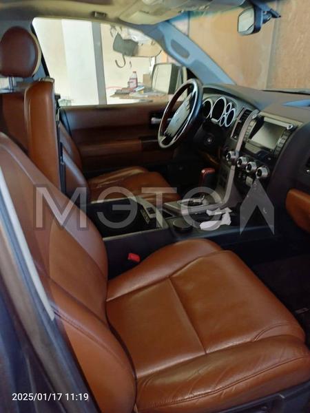 Toyota Sequoia 2012, фото 6