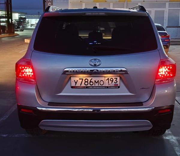 Toyota Highlander 2011, фото 3
