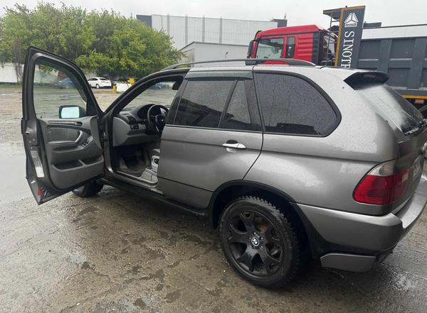 BMW X5 2004, фото 3