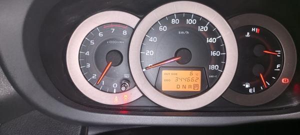 Toyota Vanguard 2010, фото 10