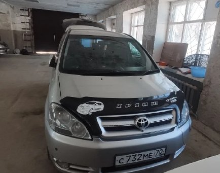 Toyota Ipsum