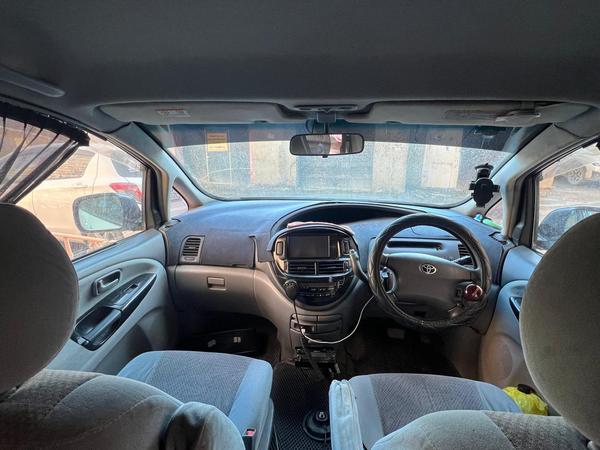 Toyota Estima 2001, фото 10