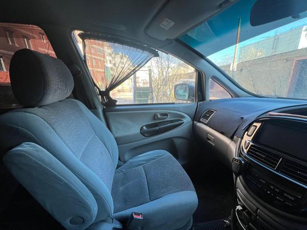 Toyota Estima 2001, фото 2