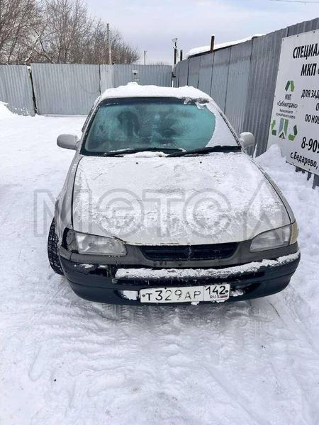 Toyota Corolla 1996, фото 2