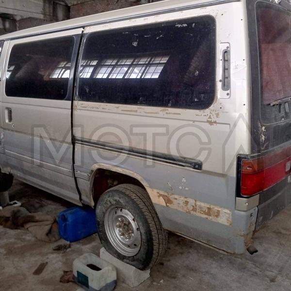 Nissan Caravan 1982, фото 6