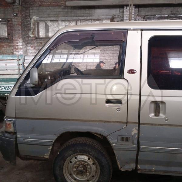 Nissan Caravan 1982, фото 13