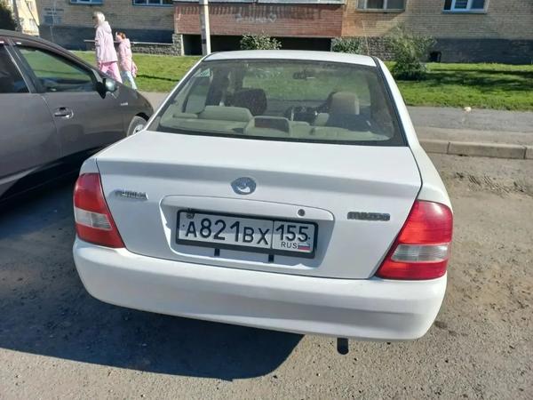 Mazda Familia 2001, фото 4