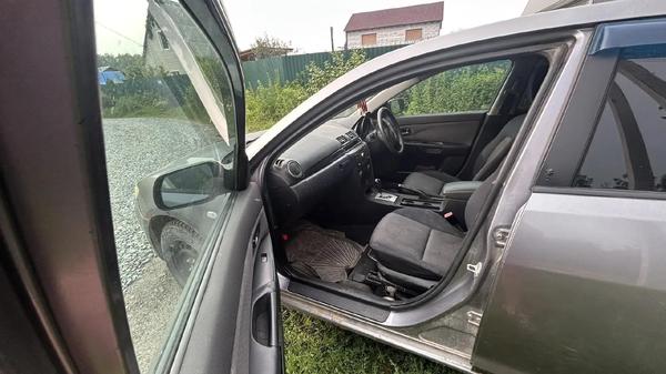 Mazda Axela 2004, фото 7