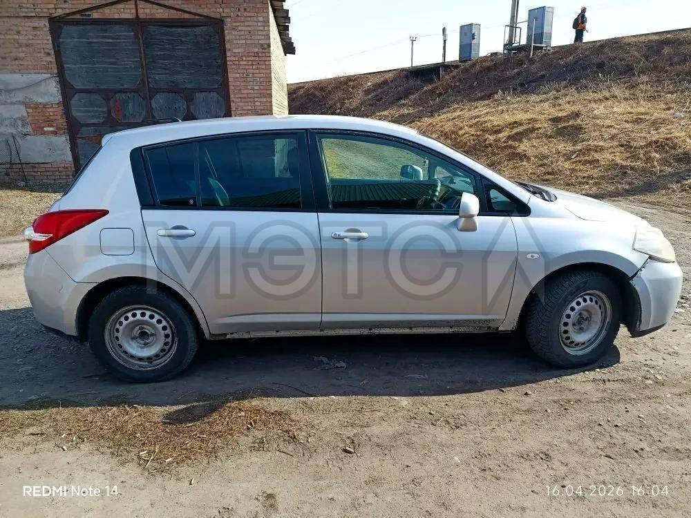 Nissan Tiida