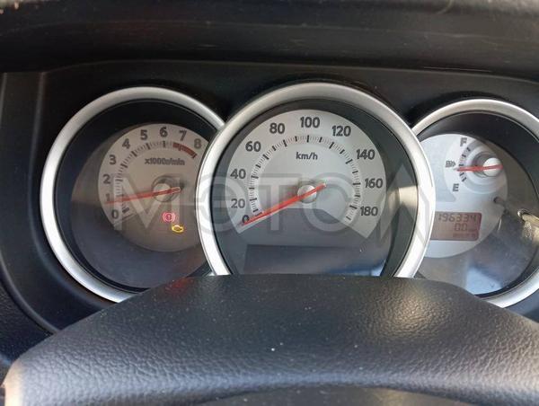Nissan Tiida 2010, фото 14