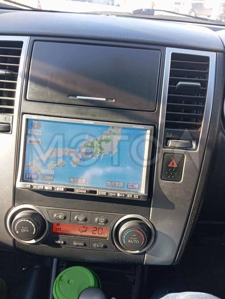 Nissan Tiida 2010, фото 15