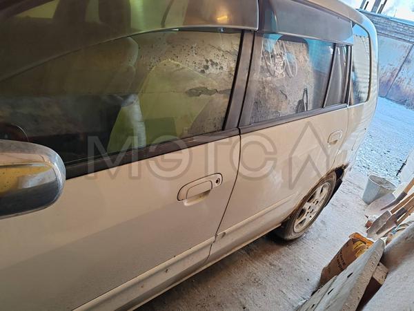 Mazda Premacy 2001, фото 3