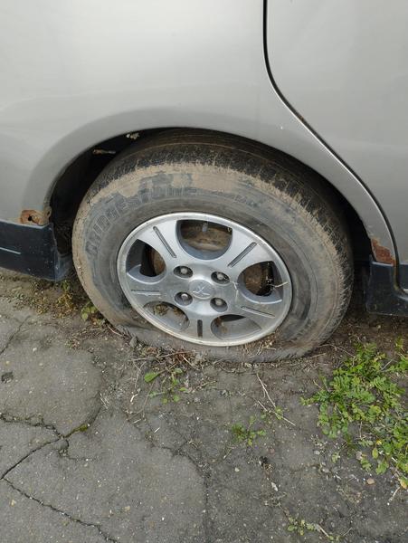 Mitsubishi Dion 2001, фото 11