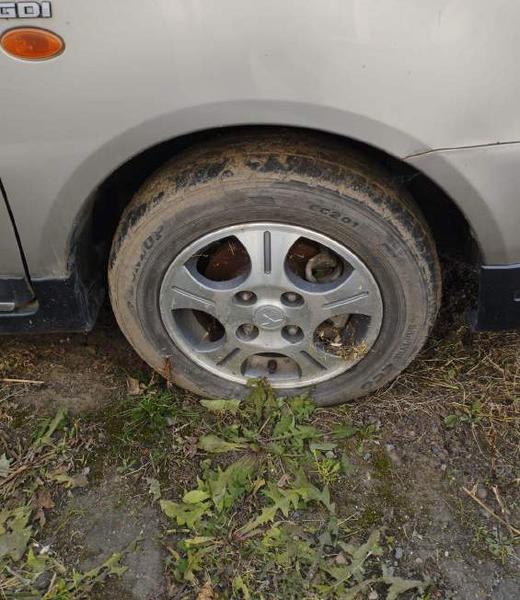 Mitsubishi Dion 2001, фото 47