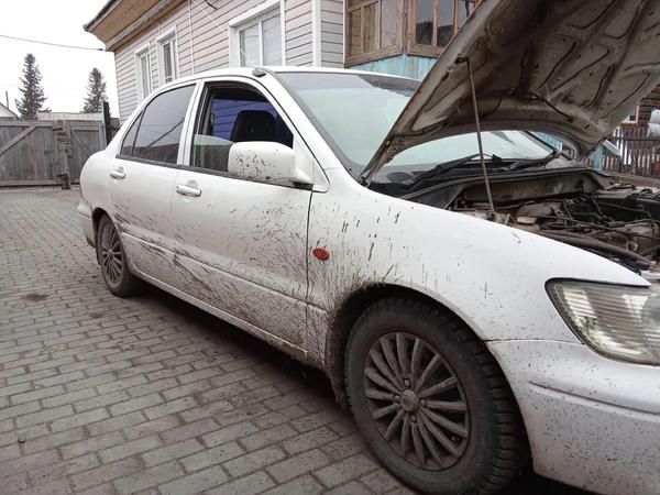 Mitsubishi Lancer 2002, фото 2