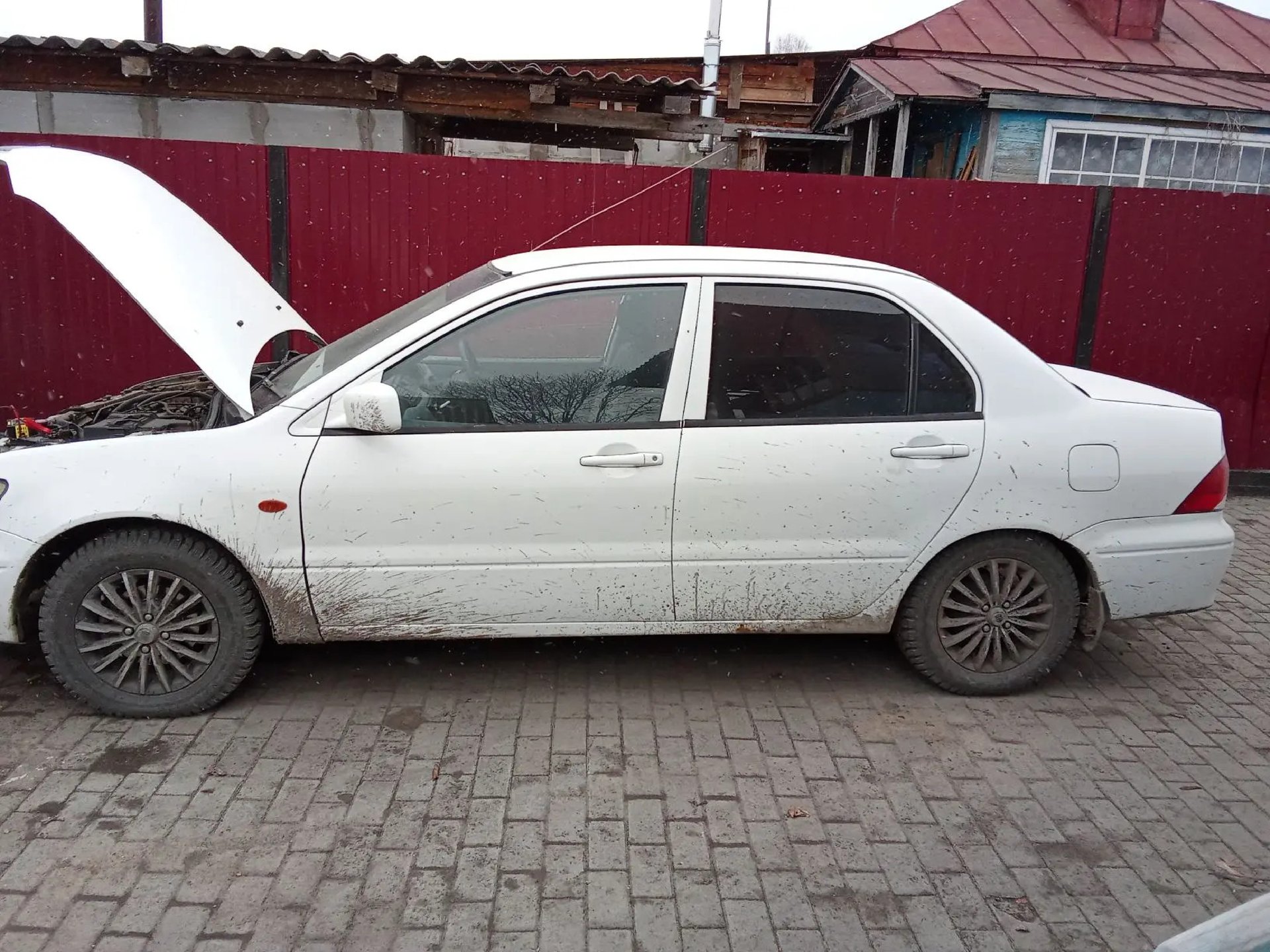 Mitsubishi Lancer