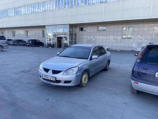 Mitsubishi Lancer 2005, фото 3