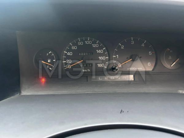 Toyota Estima 1993, фото 5