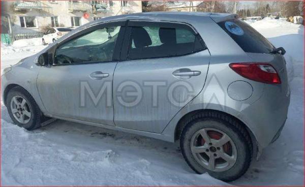 Mazda Demio 2010, фото 3