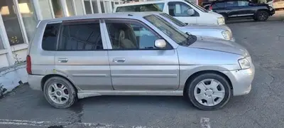 Mazda Demio 2001 с торгов по банкротству, фото 1