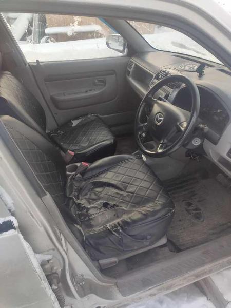 Mazda Demio 2002, фото 35