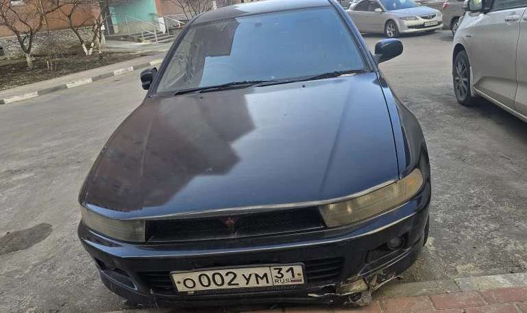Mitsubishi Galant