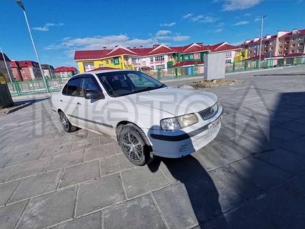 Nissan Sunny 1999, фото 6