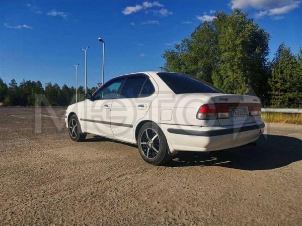 Nissan Sunny 1999, фото 9