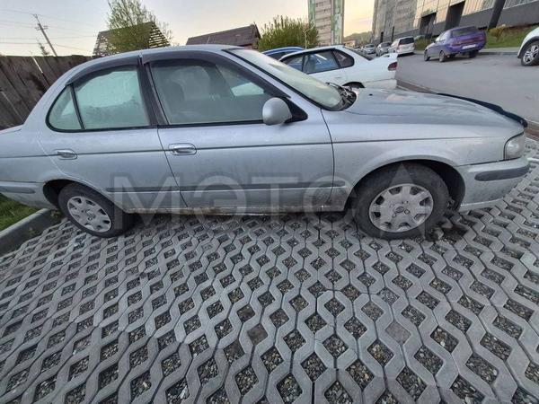 Nissan Sunny 2000, фото 3