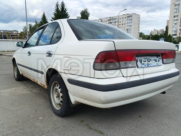 Nissan Sunny 2001, фото 2