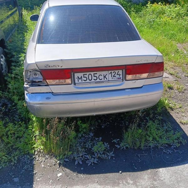 Nissan Sunny 2004, фото 3