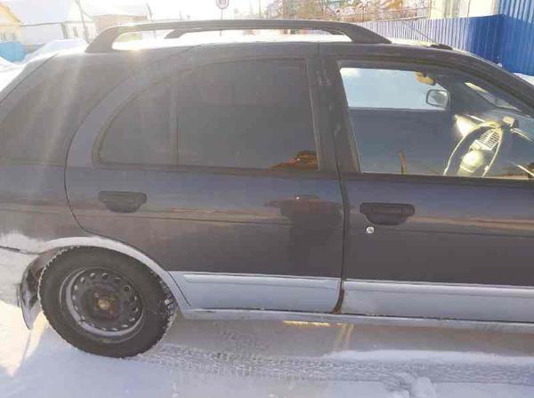 Nissan Pulsar 1996, фото 7