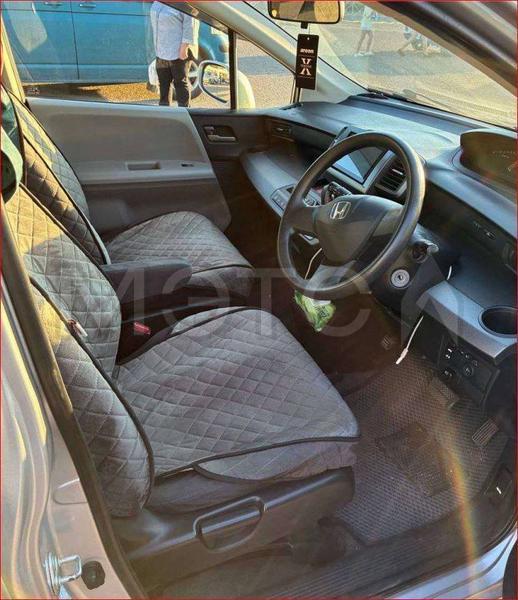 Honda Freed 2010, фото 11