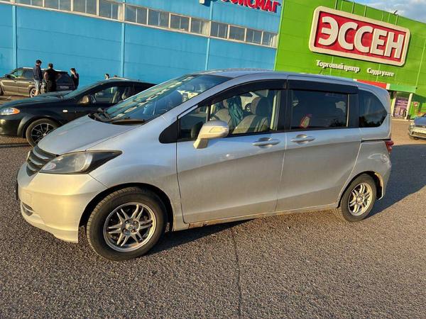 Honda Freed 2010, фото 22