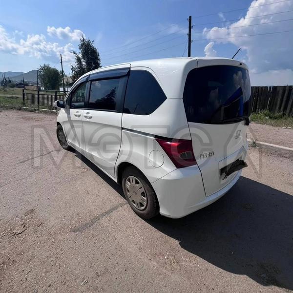 Honda Freed 2010, фото 3
