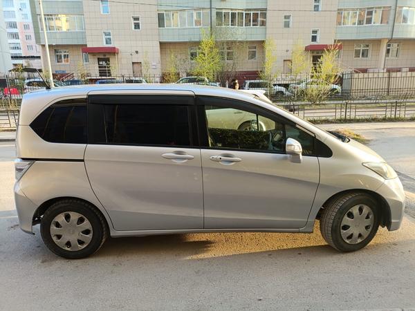 Honda Freed 2013, фото 3